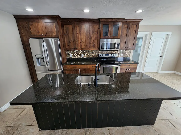 11369 S. Hereford Court — Photo 3