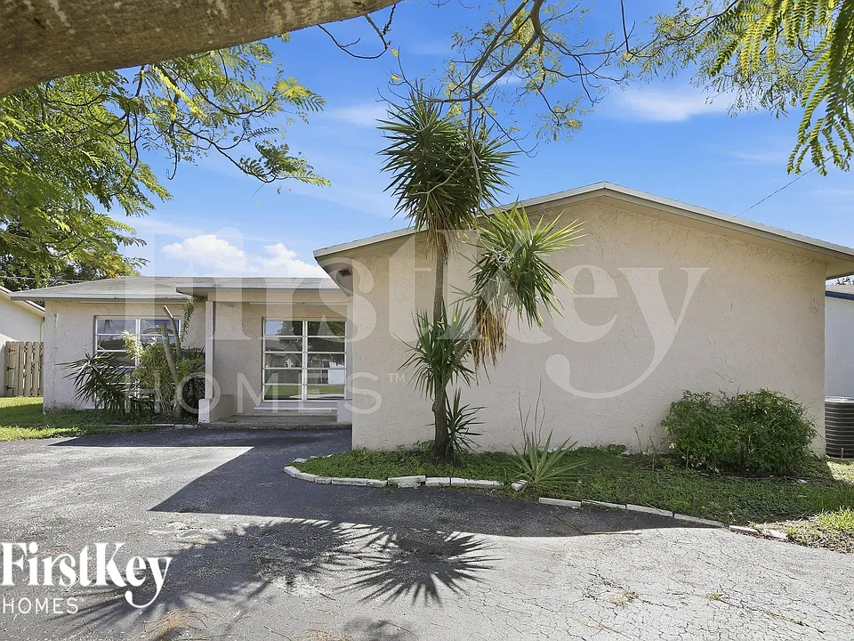 11410 NW 40th Pl
