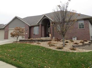 1332 W Wicklow Ct, Sioux Falls, SD 57108