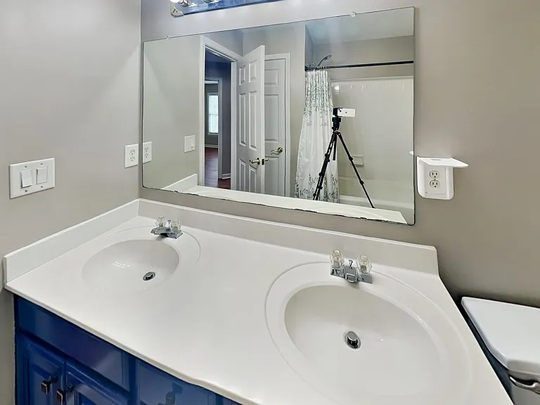 2639 Hooch Ct — Photo 17