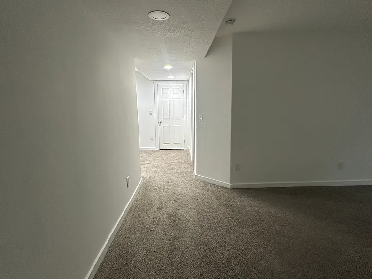 4336 W Watchmen Way — Photo 34