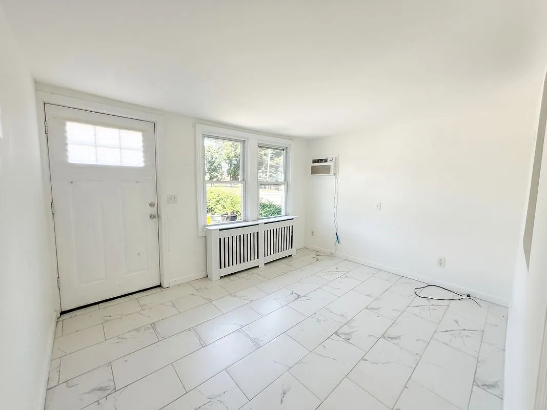 2 bed, 1.0 bath, 630 sqft, $2,500 — Photo 4