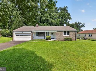 911 Delene Rd, Rydal, PA 19046