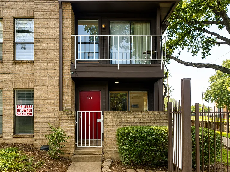 6633 W Airport Blvd #2 — Photo 17