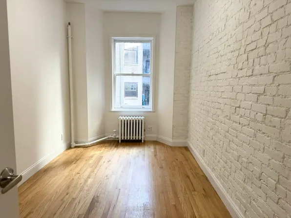 256 West 93rd Street image 10 of 18