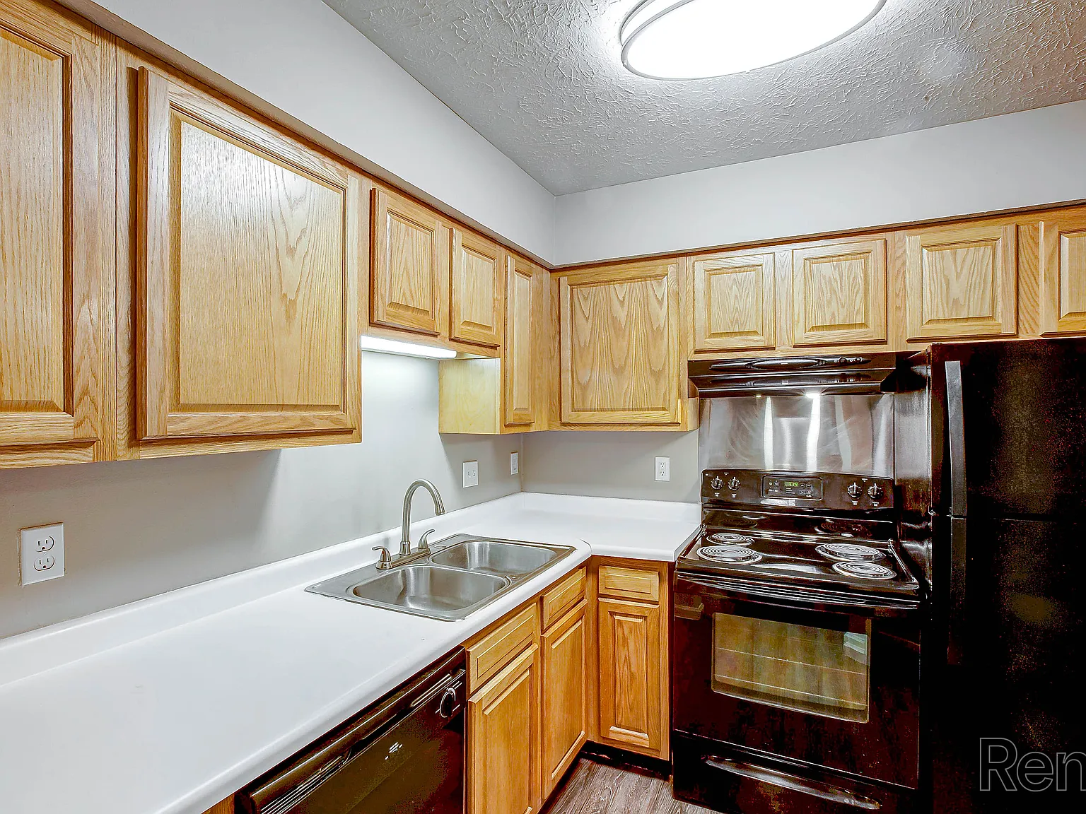 Prairie Green Apartment Homes — Photo 3