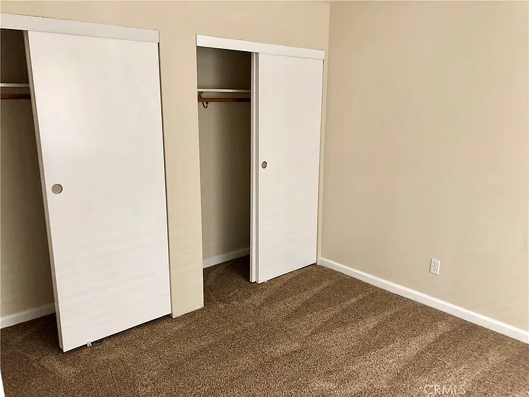 572 N Orange St — Photo 25