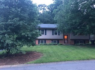 3216 Hartley Cir, Roanoke, VA 24018
