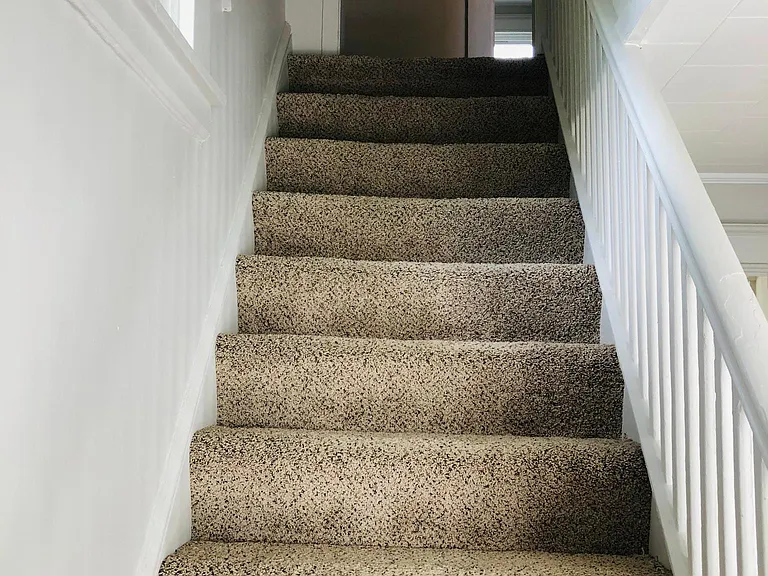 207 E Elm St #1/2 — Photo 6