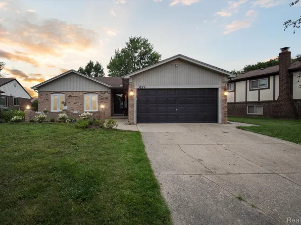 3177 Sylvan Dr, Sterling Heights, MI 48310