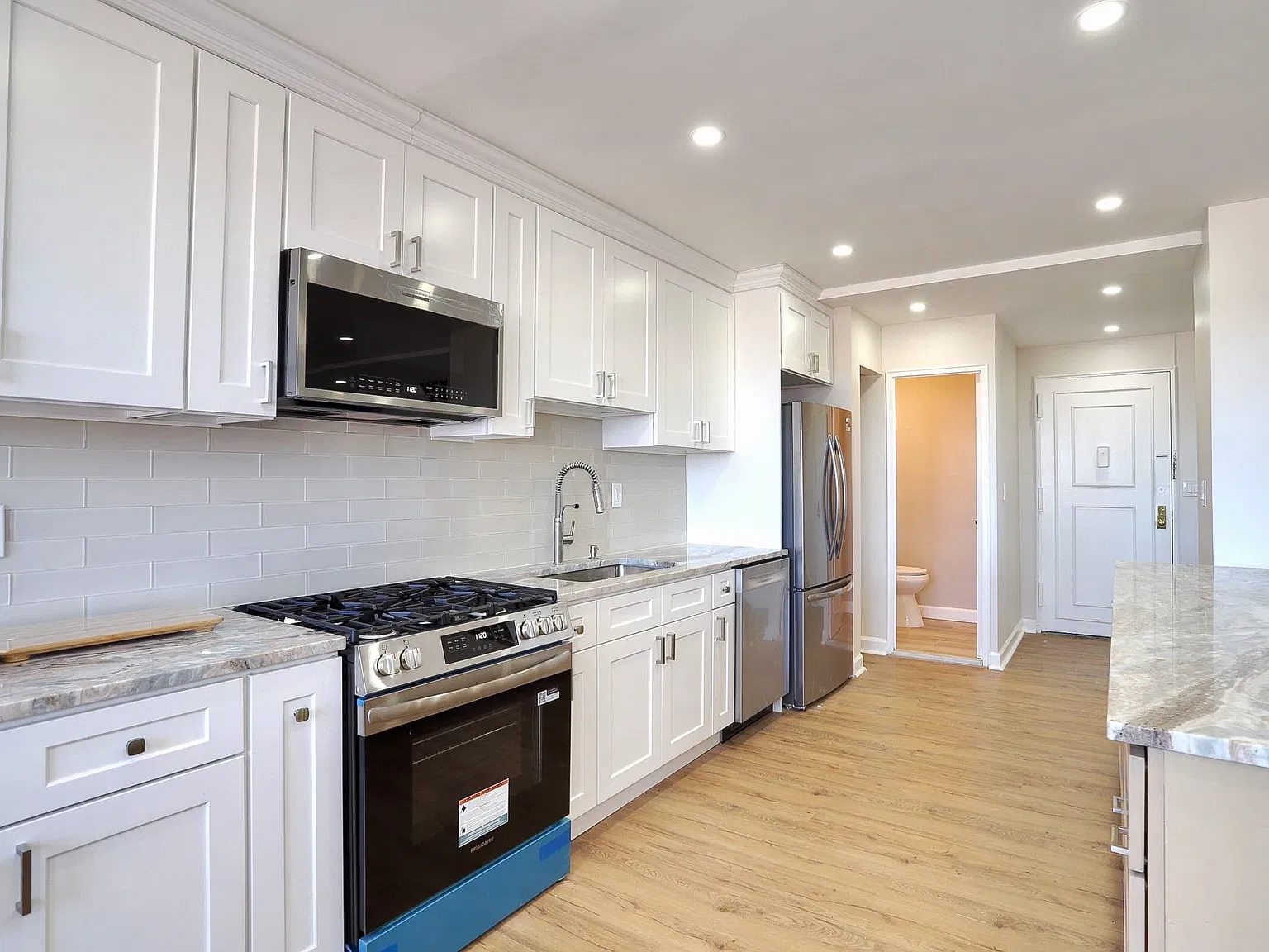 7100 Boulevard East — Photo 3