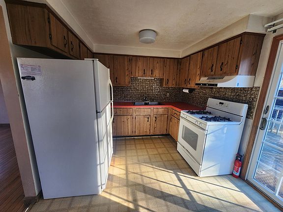4th image of 47 Canterbury Lane