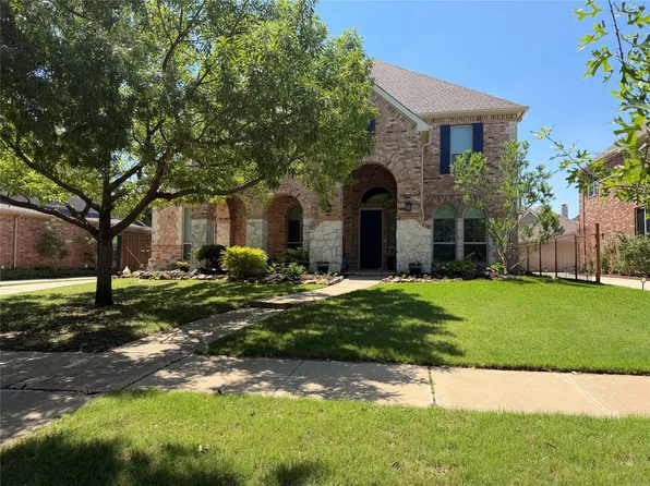 2518 Merlin Dr, Lewisville, TX 75056