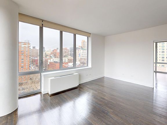 3rd image of 801 Amsterdam Ave APT 9B