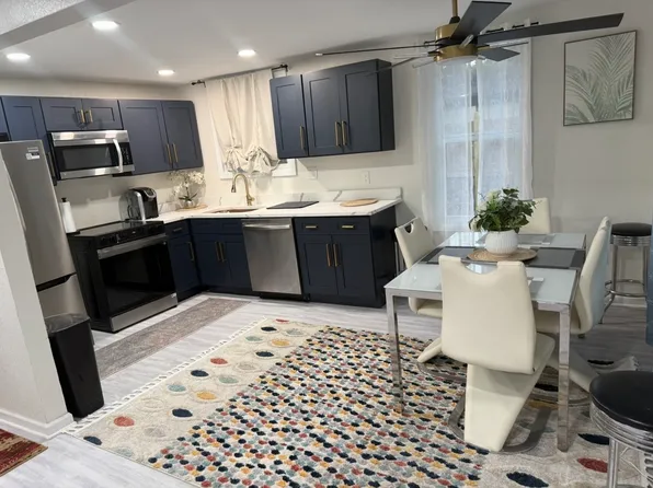 7810 N Marks St, Tampa, FL 33604