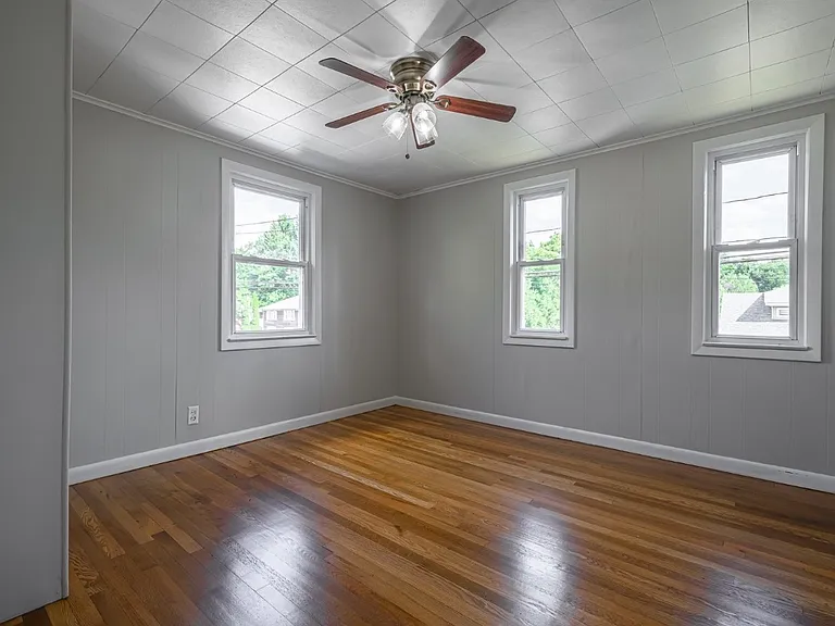 461 Mill St — Photo 21