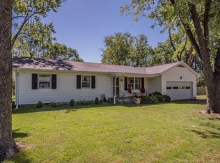 1018 Cecile Ln, Moberly, MO 65270