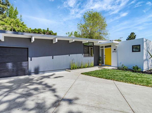 3992 Bibbits Dr, Palo Alto, CA 94303
