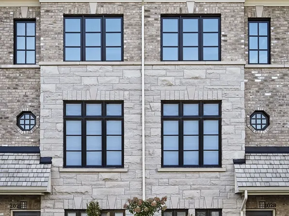 30 Lunar Cres #55, Mississauga, ON L5M 2R5