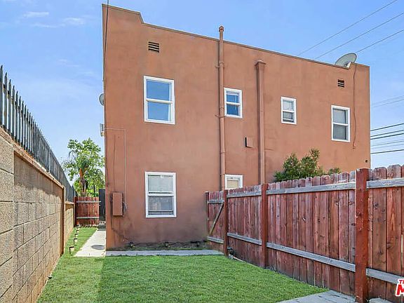 5th image of 1371 S Cloverdale Ave #1371