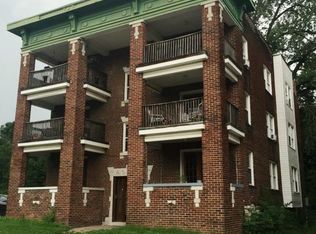 2710 Tracy Ave #1S, Kansas City, MO 64109