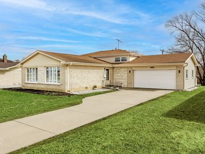 3N505 Crown Rd, Elmhurst, IL, 60126