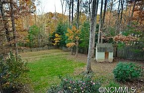 5th image of 304 Jennifer Ln