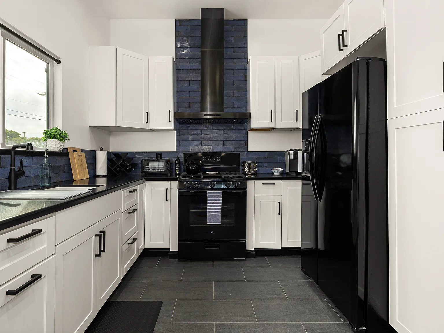 1 bed, 499 sqft, $3,500 — Photo 4