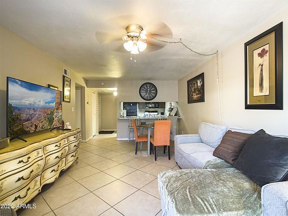 2nd image of 1622 E Campbell Ave APT B