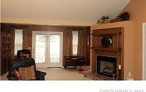 4th image of 1026 Wilkerson St