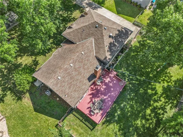 12838 Sagamore Rd, Leawood, KS 66209