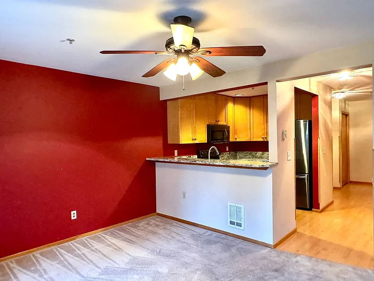 26325 Illinois Ave NE #B103 — Photo 4