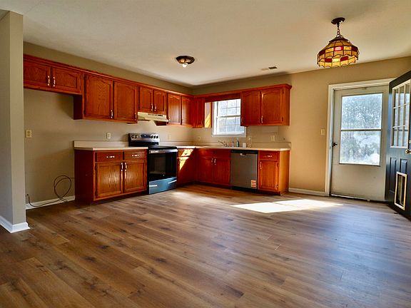 4th image of 1714 Conner Whitefield Rd