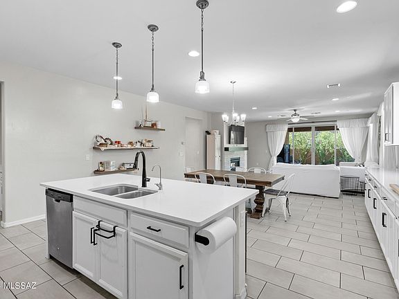 5th image of 3500 W Briar Rose Ln