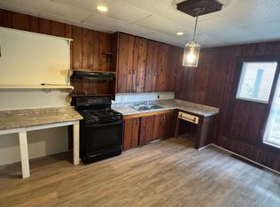 59 E Burdick St SUITE 3, Oxford, MI 48371