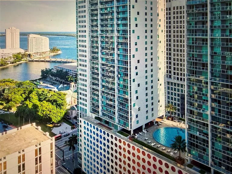 500 Brickell Ave #1600 — Photo 19