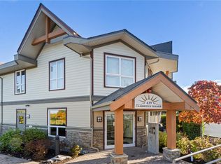 439 College Rd #203, Qualicum Beach, BC V9K0B2