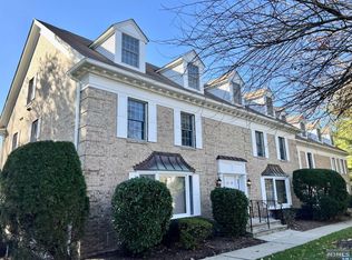 107 S Maple Ave #B, Park Ridge, NJ 07656
