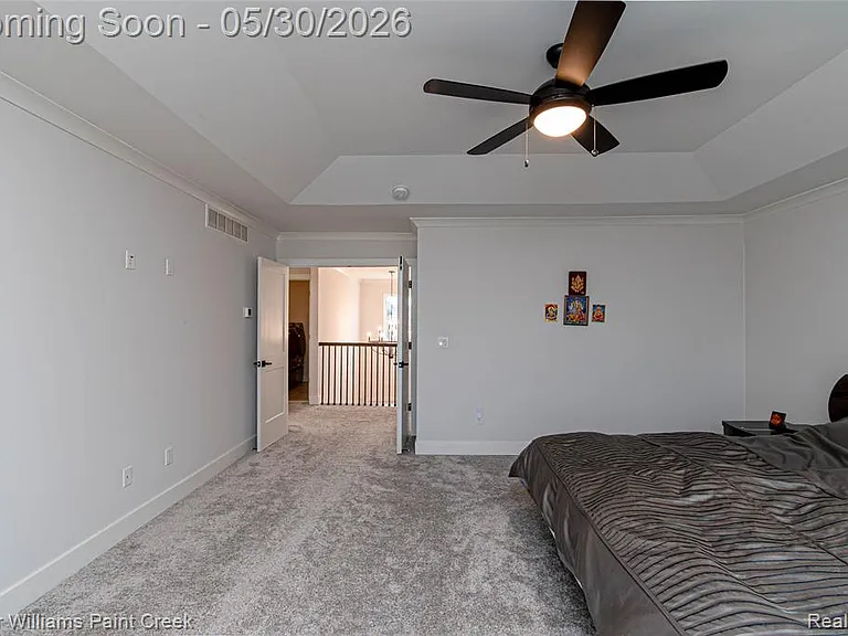 375 Amelia Cir — Photo 36
