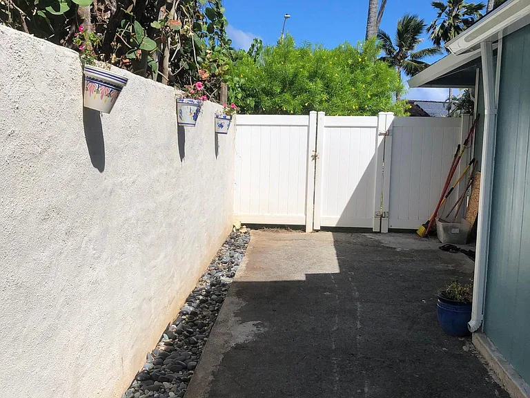 605 Launa Aloha Pl — Photo 21