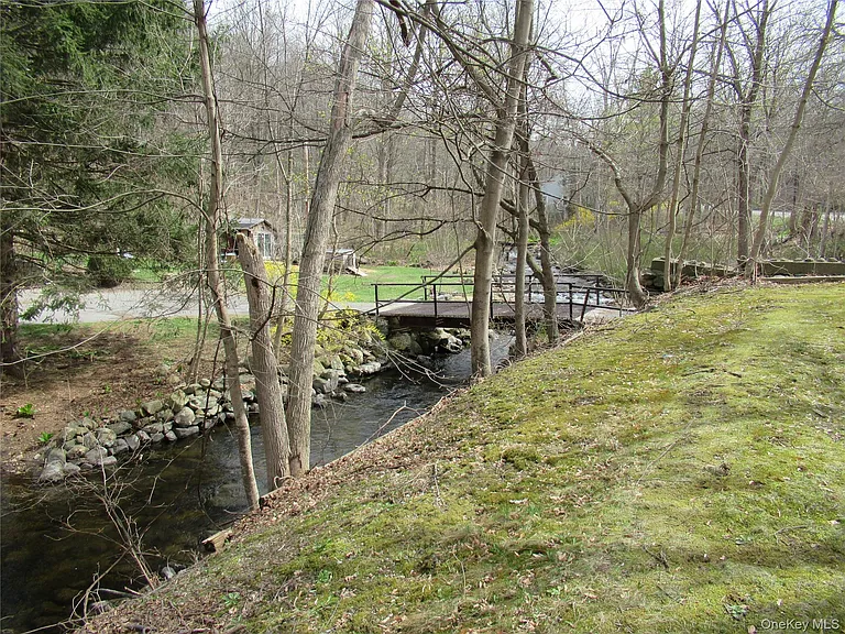300 Old Route 55 #5 — Photo 17