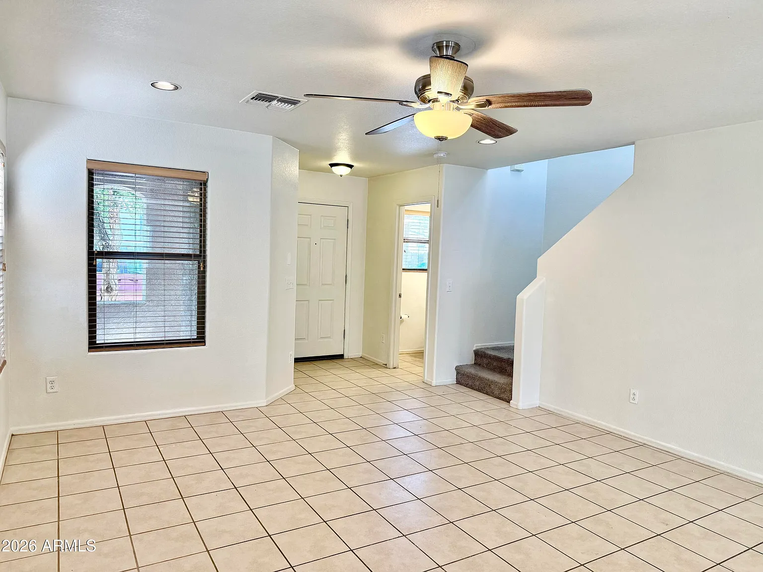 3 bed, 2.5 bath, 1692 sqft, $1,750 — Photo 3