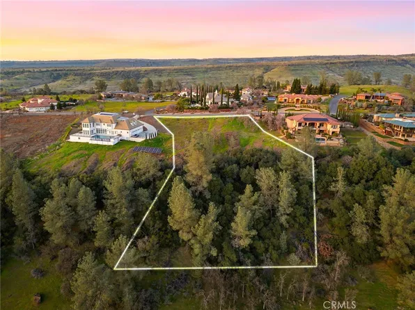 3309 Shadybrook Ln, Chico, CA 95928