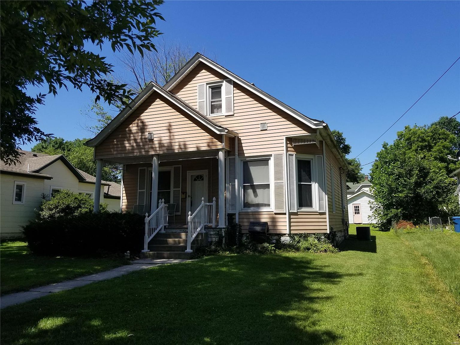 1828 Park Ave, Alton, IL 62002 | Zillow