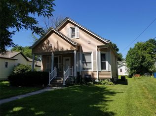 1828 Park Ave, Alton, IL 62002