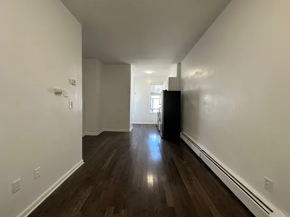 189 South Street image 4 of 5