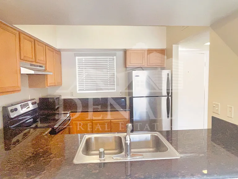 1065 W 1st St #204 — Photo 5