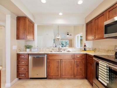 760 Montana Vista Dr, Palm Desert, CA, 92211