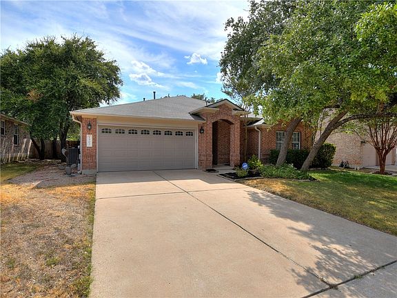 3rd image of 1502 Julianas Way