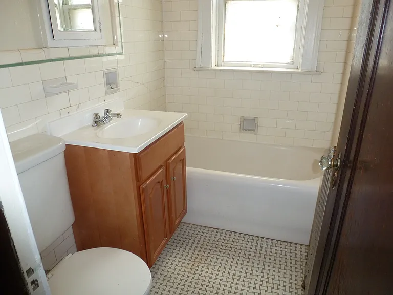 6408 Oakland Ave — Photo 6